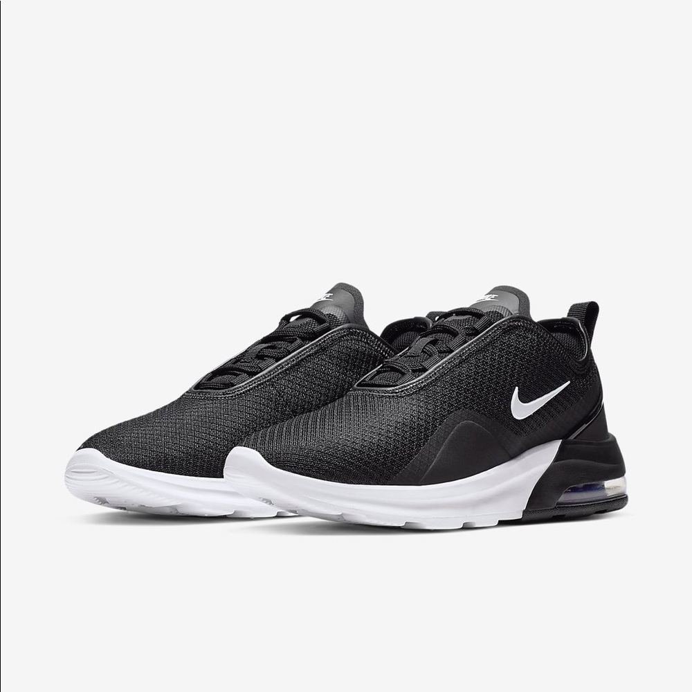 Nike Air Max Motion 2 Women's Shoe	
Size 8.5